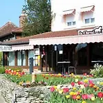 Le Cheval Blanc - Du Der - Logis 3*