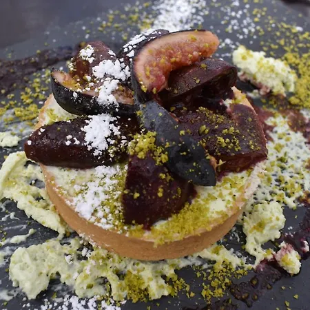 Le Cheval Blanc - Du Der - Logis Hotel Giffaumont-Champaubert