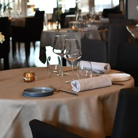 Le Cheval Blanc - Du Der - Logis Hotel 3*