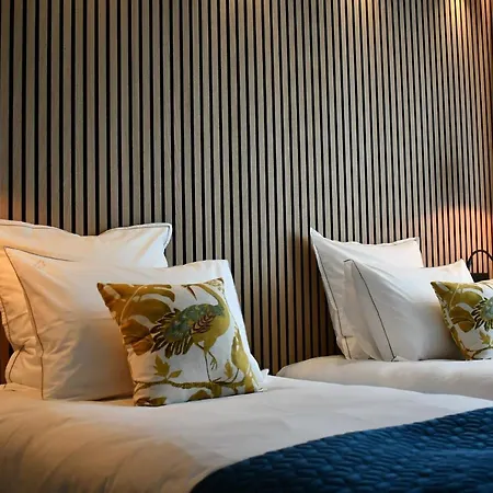 Le Cheval Blanc - Du Der - Logis Hotel Giffaumont-Champaubert