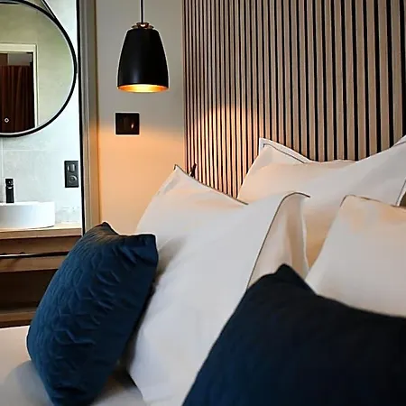 Le Cheval Blanc - Du Der - Logis Hotel 3*