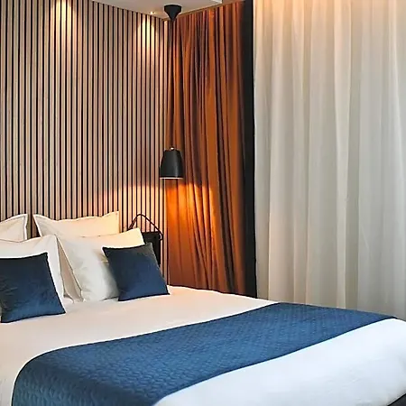 Le Cheval Blanc - Du Der - Logis Hotel Giffaumont-Champaubert