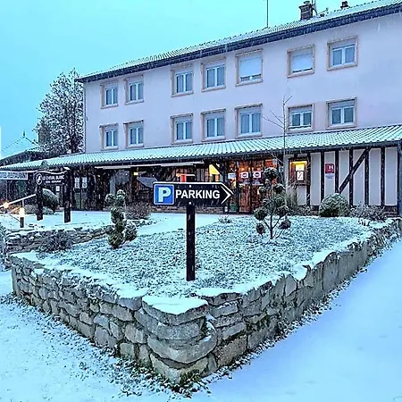 Hotel Le Cheval Blanc - Du Der - Logis Giffaumont-Champaubert