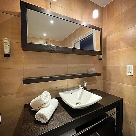 Le Cheval Blanc - Du Der - Logis 3*