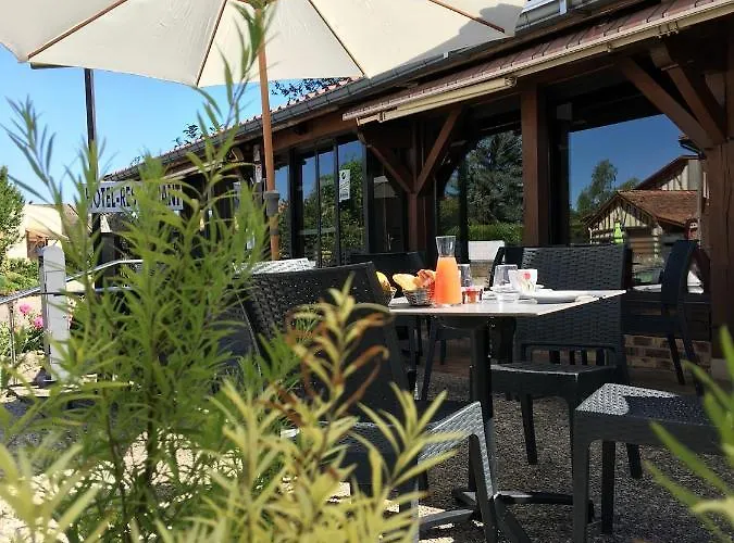 Le Cheval Blanc - Logis Hotel Giffaumont-Champaubert