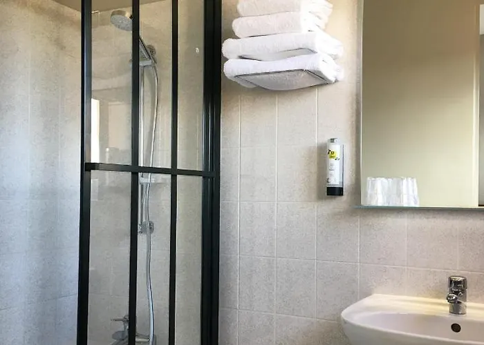 Le Cheval Blanc - Logis 3* Giffaumont-Champaubert