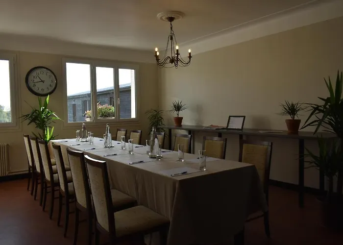 Le Cheval Blanc - Logis 3*