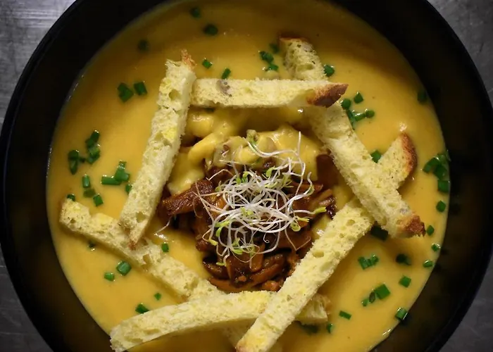 Le Cheval Blanc - Logis Hotel