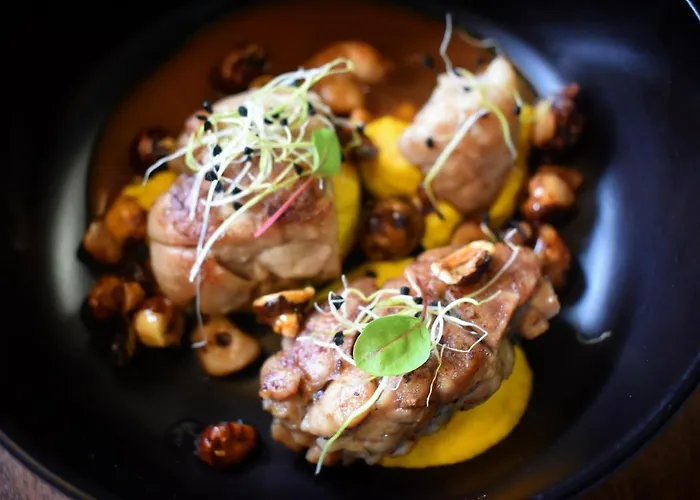 Le Cheval Blanc - Logis Hotel