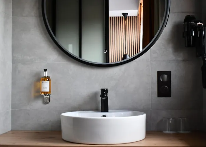 Hotel Le Cheval Blanc - Logis 3*